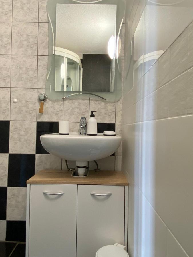 Apartman Tia Rijeka Exterior foto